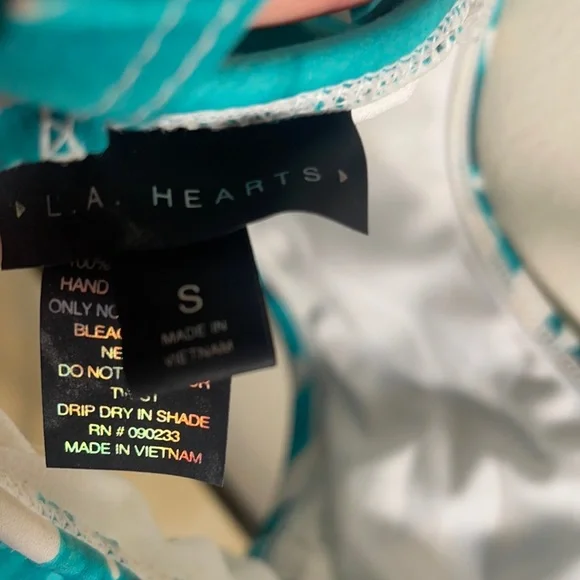 PacSun - LA hearts swimsuit top - Picture 4 of 4